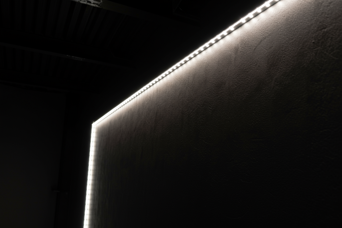 Dimensional scenic backdrop with texture detail